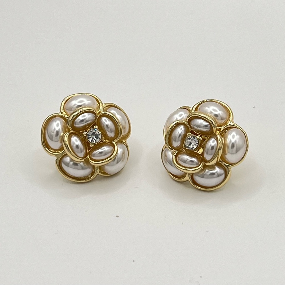 Floral Gold Tone Faux Pearl & Rhinestone Stud Earrings